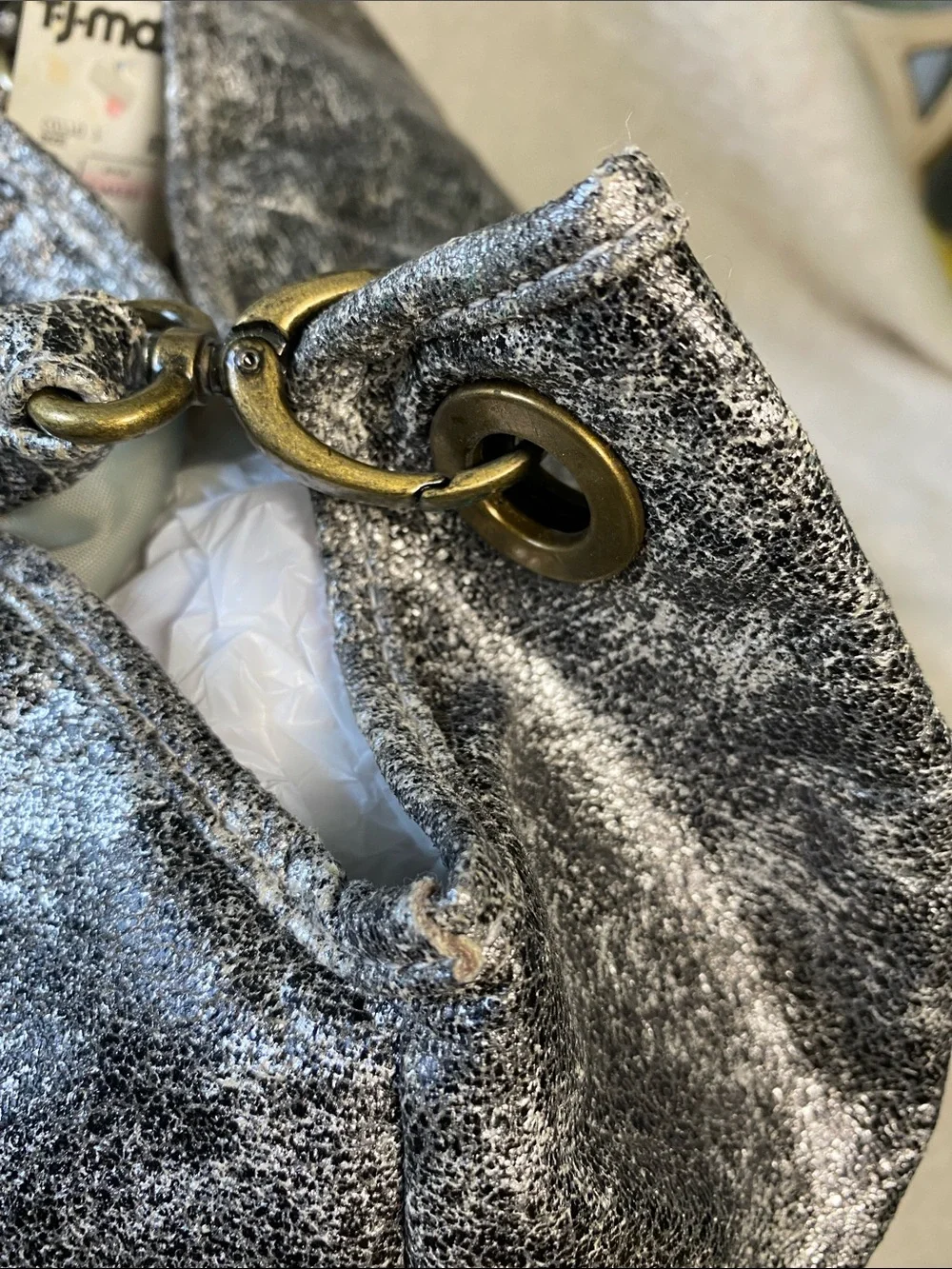 Cara NY Metallic Silver-Black Fabric Shoulder Bag